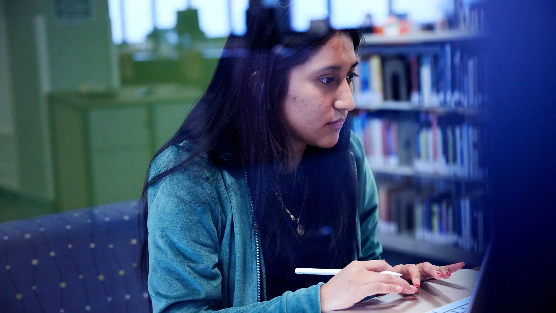 Photo of student on campus.