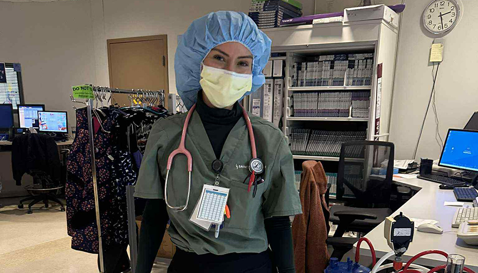 Areli posing for the camera